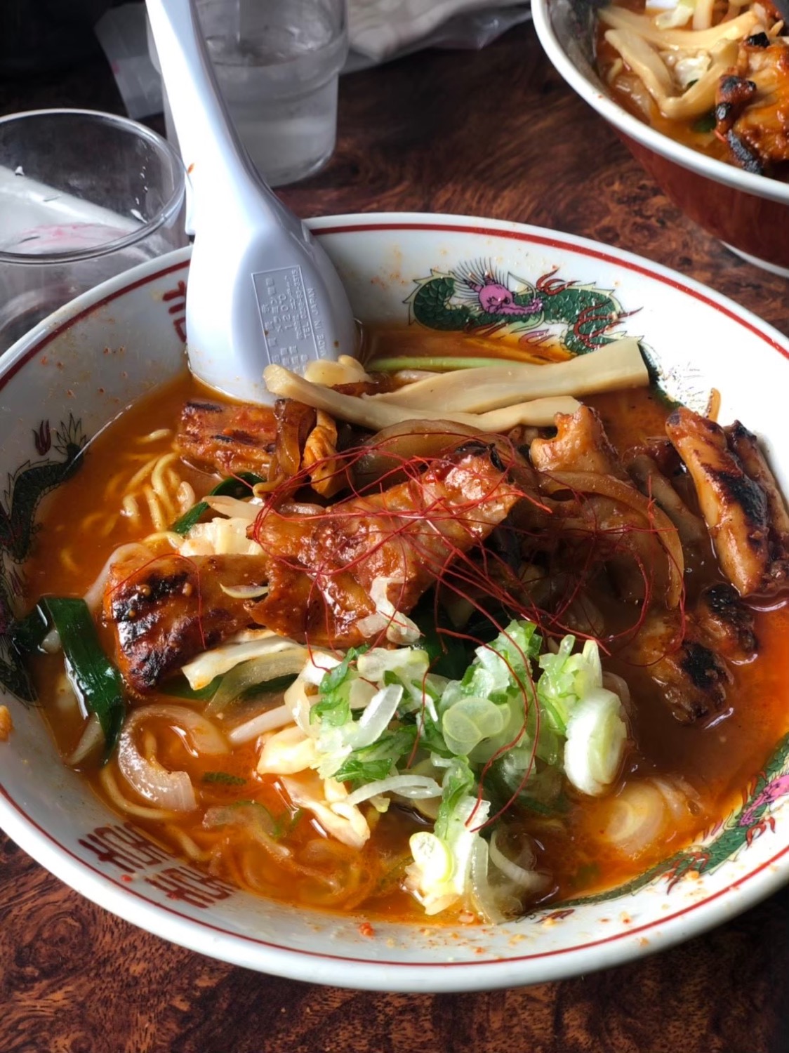 旭川ラーメンおすすめ5選｜味噌・醤油・ホルモンの名店を地元目線で