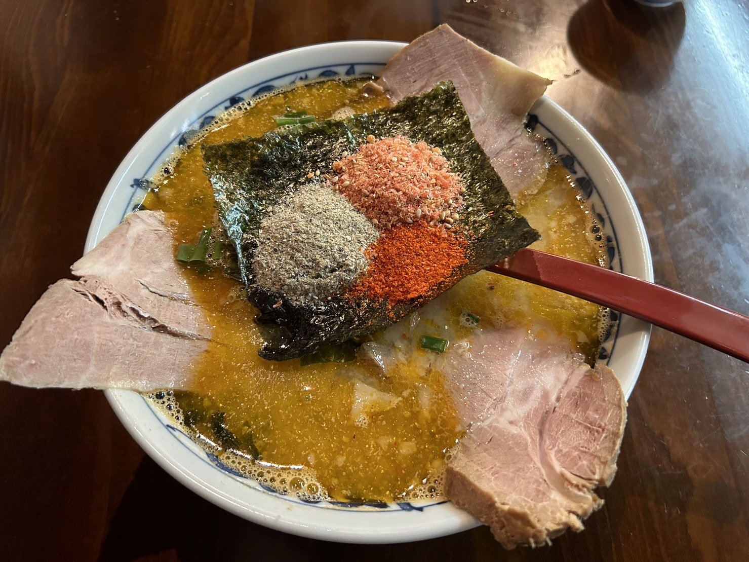平凡くじら屋 口コミ｜札幌・真駒内の唯一無二の隠れ家ラーメン【地元民レビュー】